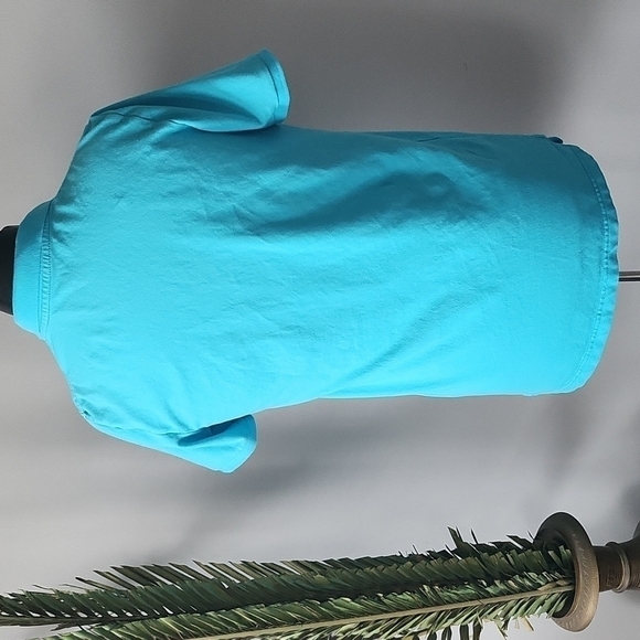 American Eagle Classic Fit turquoise polo with Tiki applique Size: MT - Picture 2 of 10